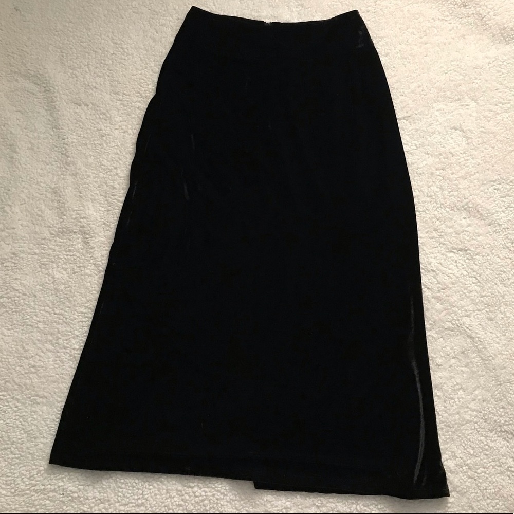 Beautiful velvet long black skirt